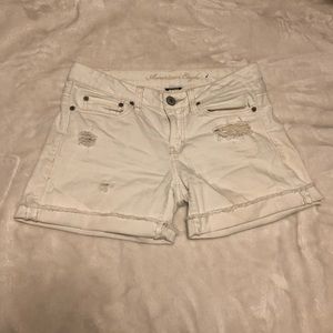 ❗️6 for $20❗️ American Eagle White Denim Shorts